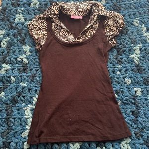 Brown and tan Julie’s closet top
